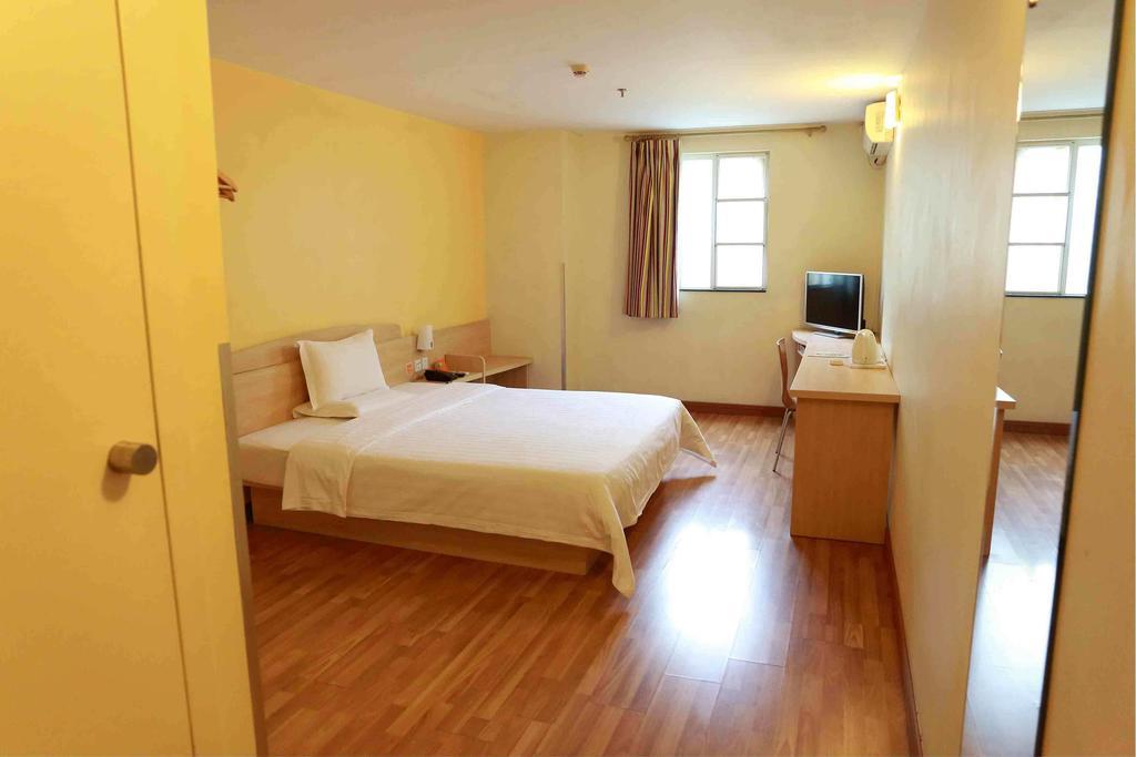 7Days Inn Yueyang East Maoling Pedestrain Street エクステリア 写真