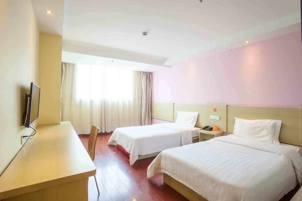 7Days Inn Yueyang East Maoling Pedestrain Street 部屋 写真