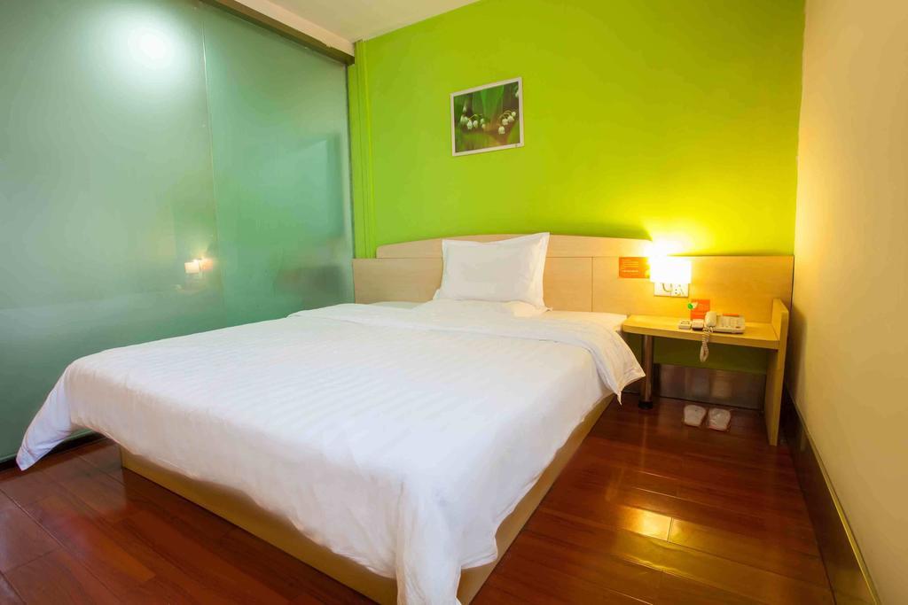 7Days Inn Yueyang East Maoling Pedestrain Street 部屋 写真
