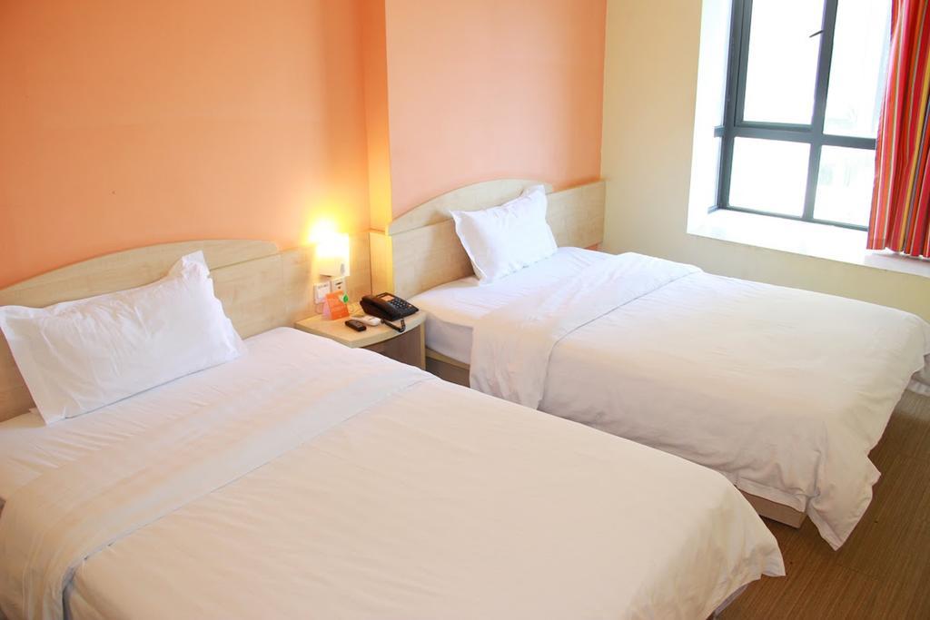 7Days Inn Yueyang East Maoling Pedestrain Street エクステリア 写真