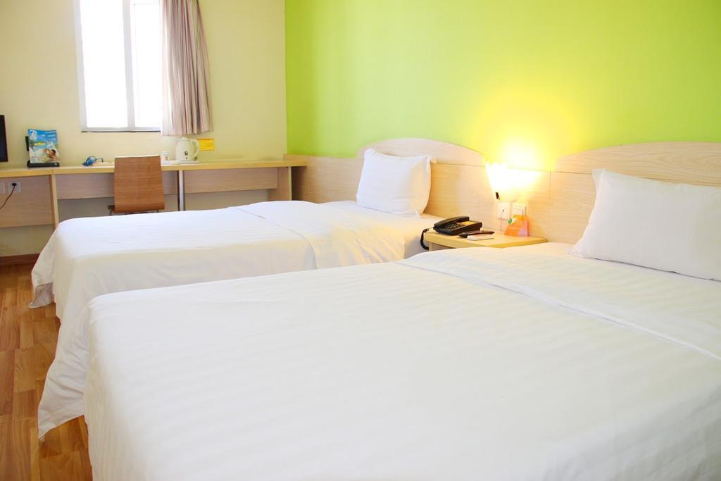 7Days Inn Yueyang East Maoling Pedestrain Street エクステリア 写真